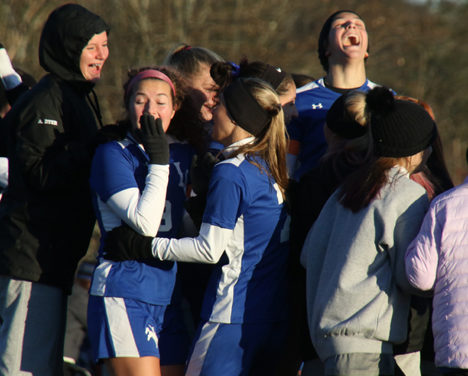 Litchfield girls on their way to Class S semifinals