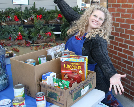 Rotary Club collects donations for food pantries