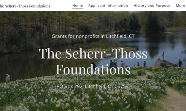 Seherr-Thoss distributes fall grants