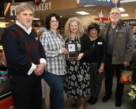 Stop & Shop cited for support of food drive