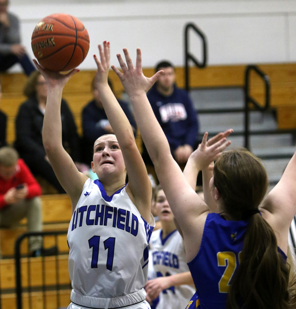 Cowgirls, Wamogo square off in girls hoop