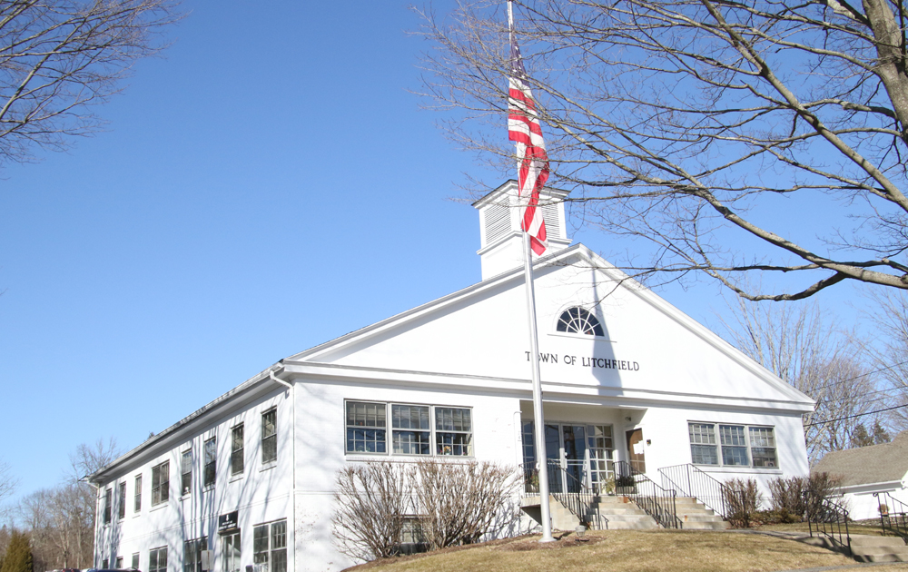 Outlook is bright for Litchfield taxpayers