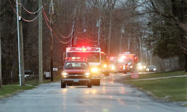 A Saturday evening caravan in Litchfield