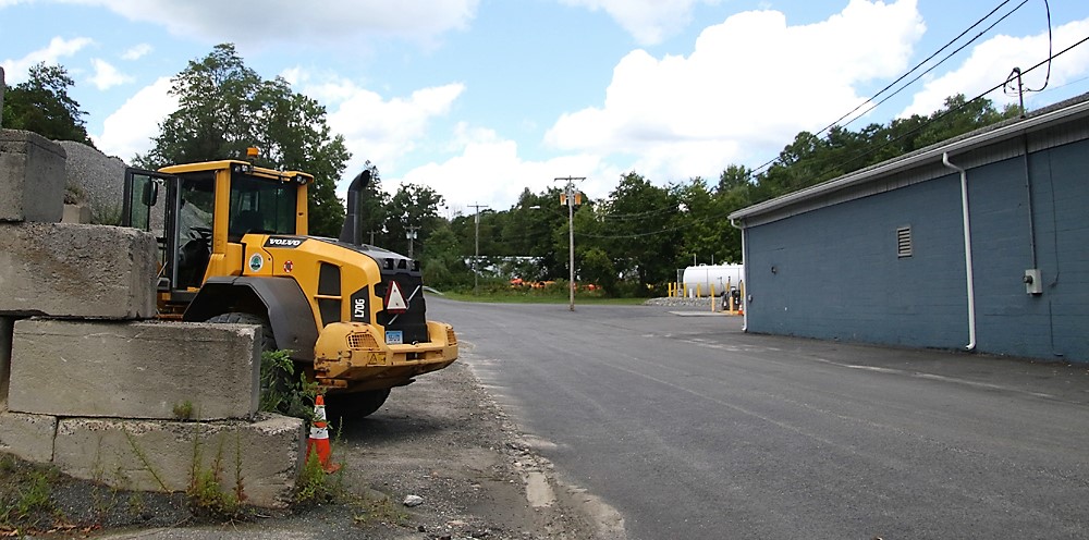 Idea of gates on Russell Street put on hold