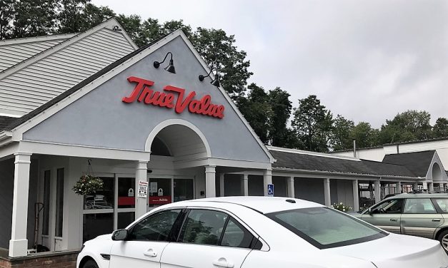 Chainsaws stolen in True Value break-in