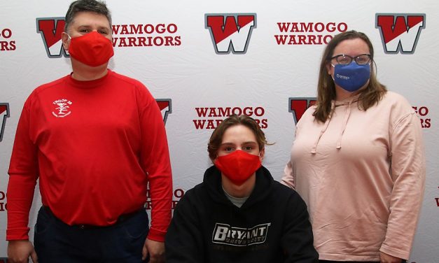 Wamogo’s Sideris to dive at Bryant