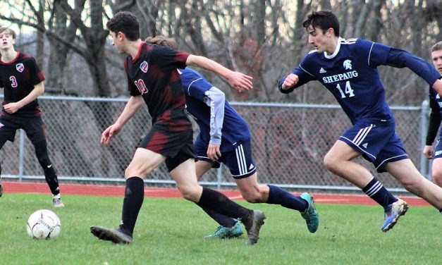 Warriors win big in final game of season