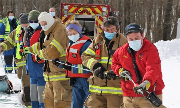 Warren firefighters hone ice rescue skills