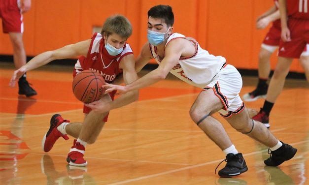 Spirited Wamogo rally comes up short