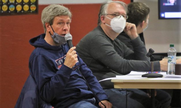 Stiff opposition greets South Farms plan