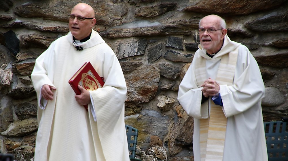 Outdoor Mass returns to Lourdes Shrine