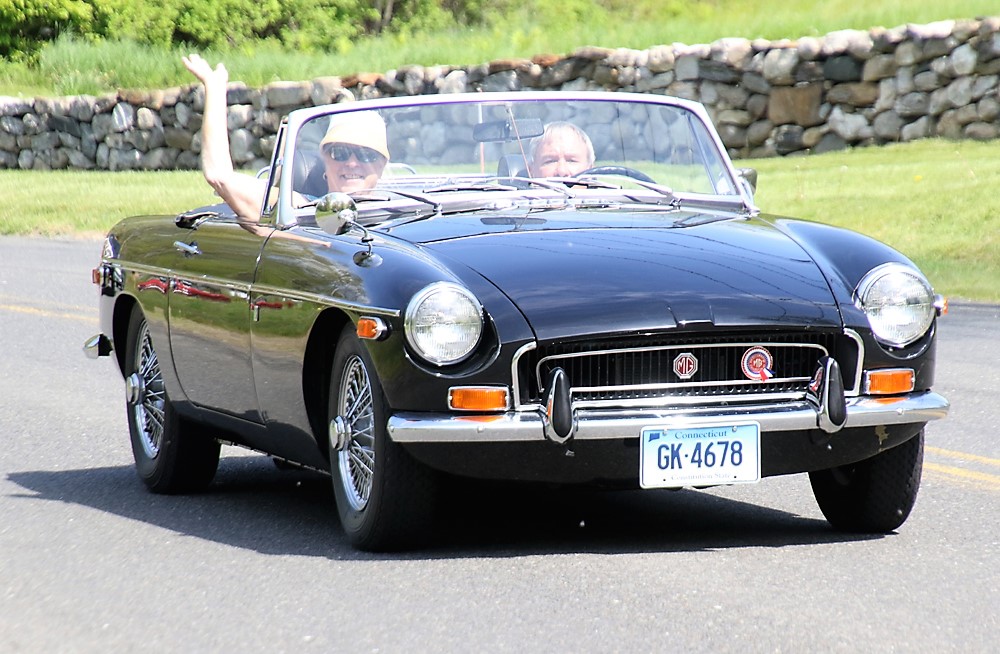 Lions Club parade rolls through Litchfield | Litchfield.bz