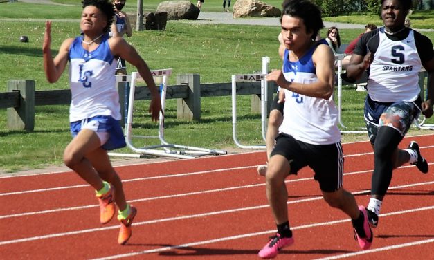 Litchfield posts track sweep over Shepaug