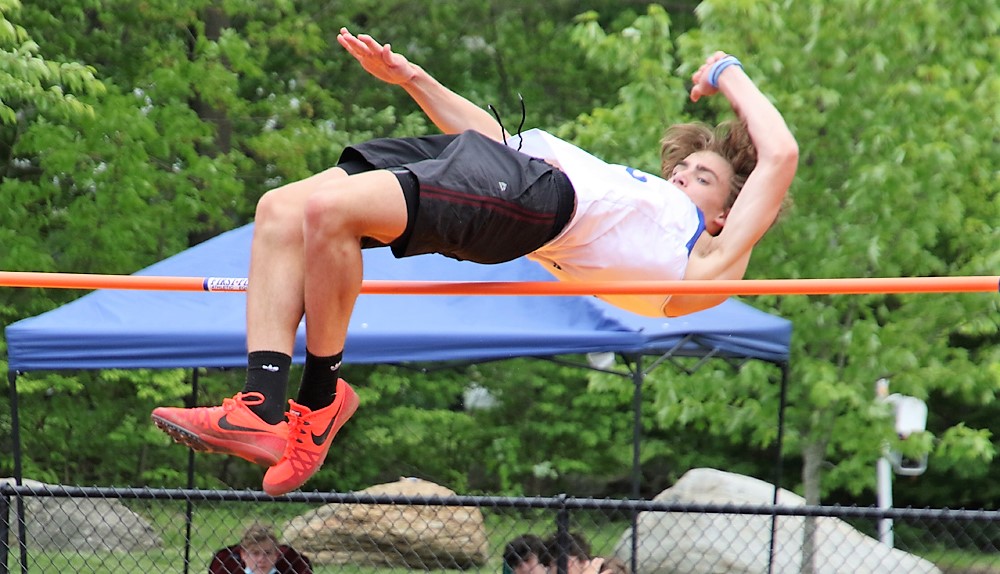 Litchfield athletes shine in BL title meets