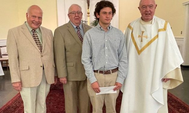 LHS senior Kelleher receives scholarship