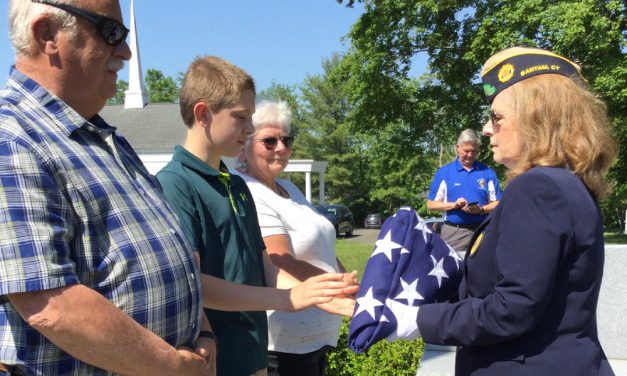 Post 44 pays tribute to World War II veteran