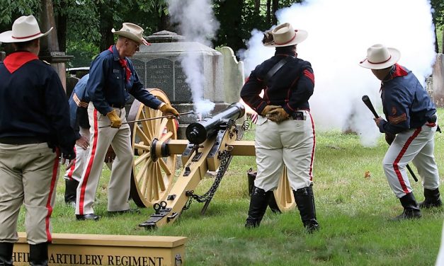 Cemetery tribute to two Litchfield patriots