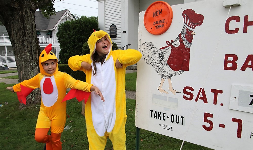 St. Paul’s scores with drive-thru dinner