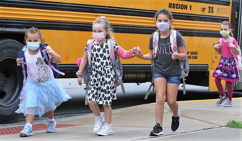 School year starts in Litchfield, Region 6