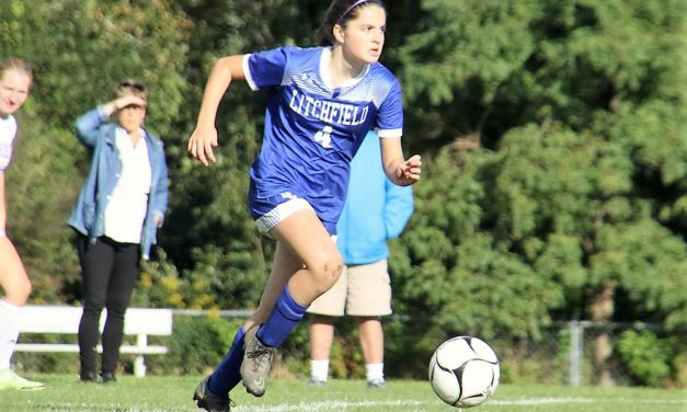 Nonnewaug outduels Cowgirls in BL tilt