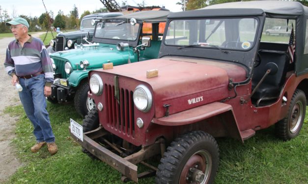 Antique engines etc. on show in Goshen