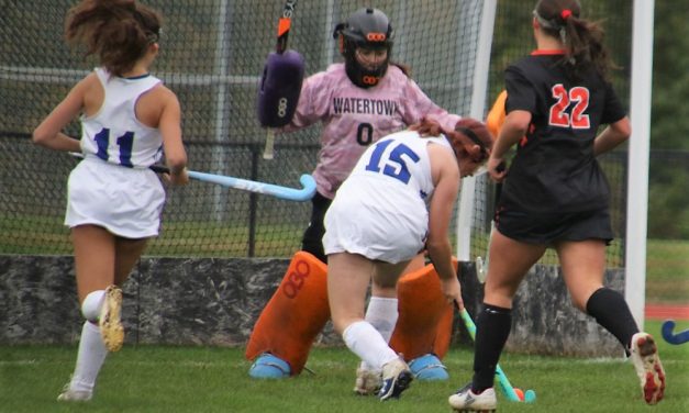 Litchfield coming up short in field hockey