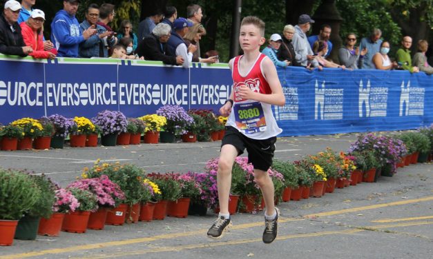 Schildgen runs strong in distance debut