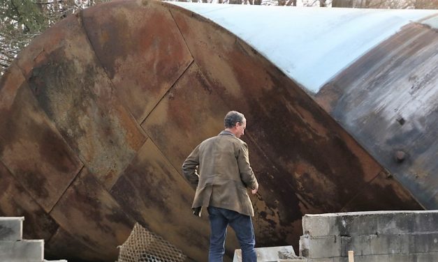 Goodbye to a Russell Street landmark