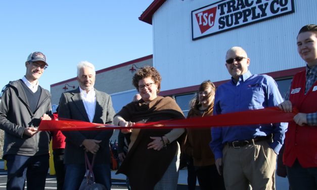 Tractor Supply Co. store open in Litchfield