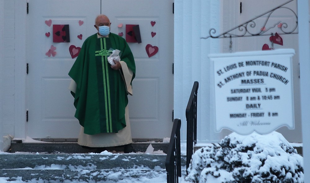 Powerful storm brings snow, wind and cold