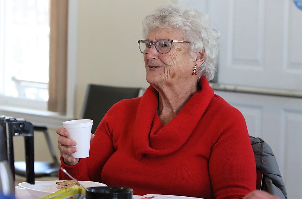 Senior nutrition program back in Morris