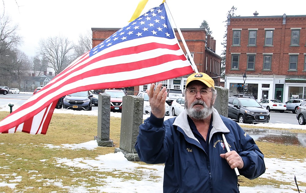 Rally held to support yellow ribbons