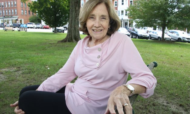 Likin’ Litchfield: Yellow the color of spring