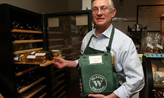Wine tote bags the latest at Warren General