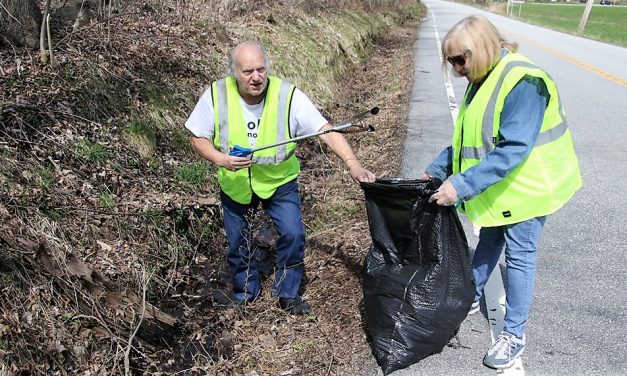 Warren roadside cleanup marks Earth Day