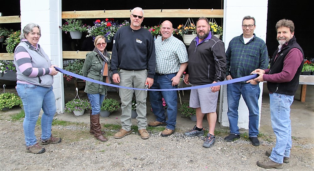 Fanfare marks opening of Goshen nursery