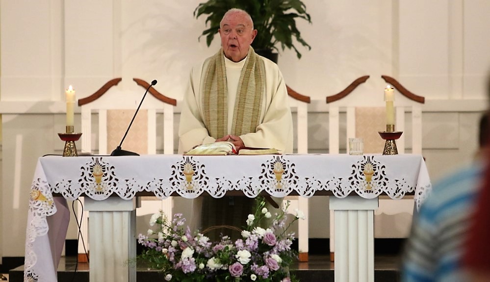 Beloved Monsignor to say farewell Mass