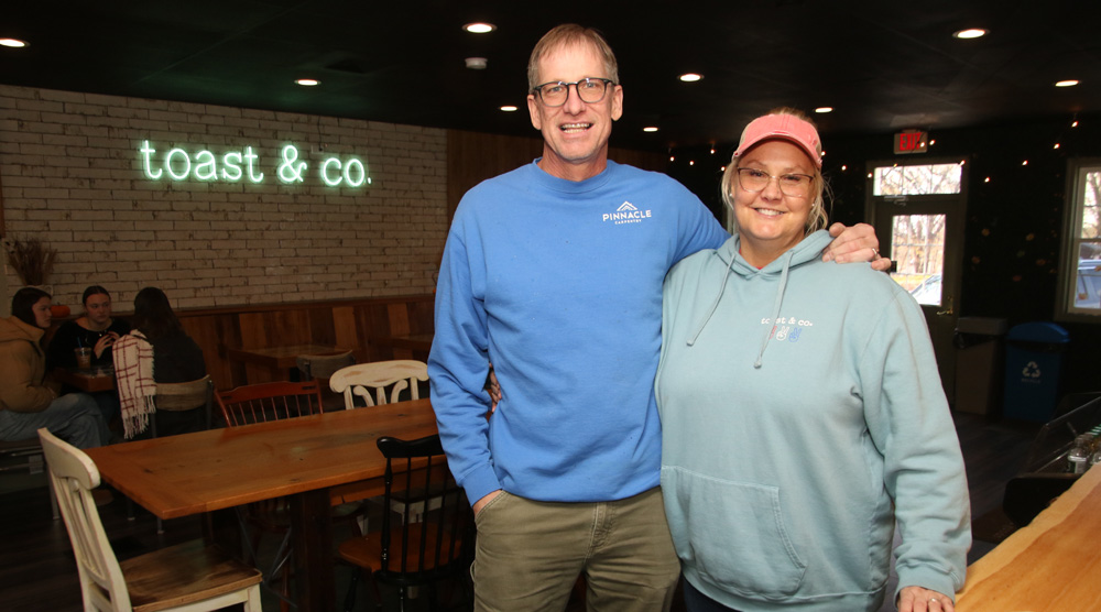 Toast & Co. expands with dine-in section