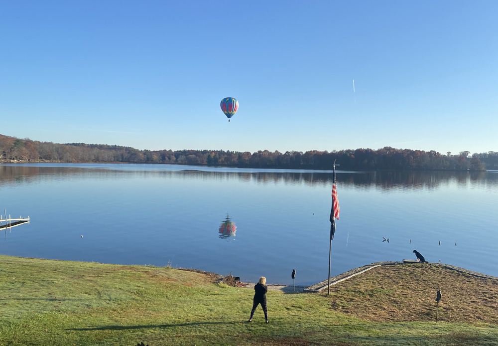 Balloon lands on Bantam Lake shoreline