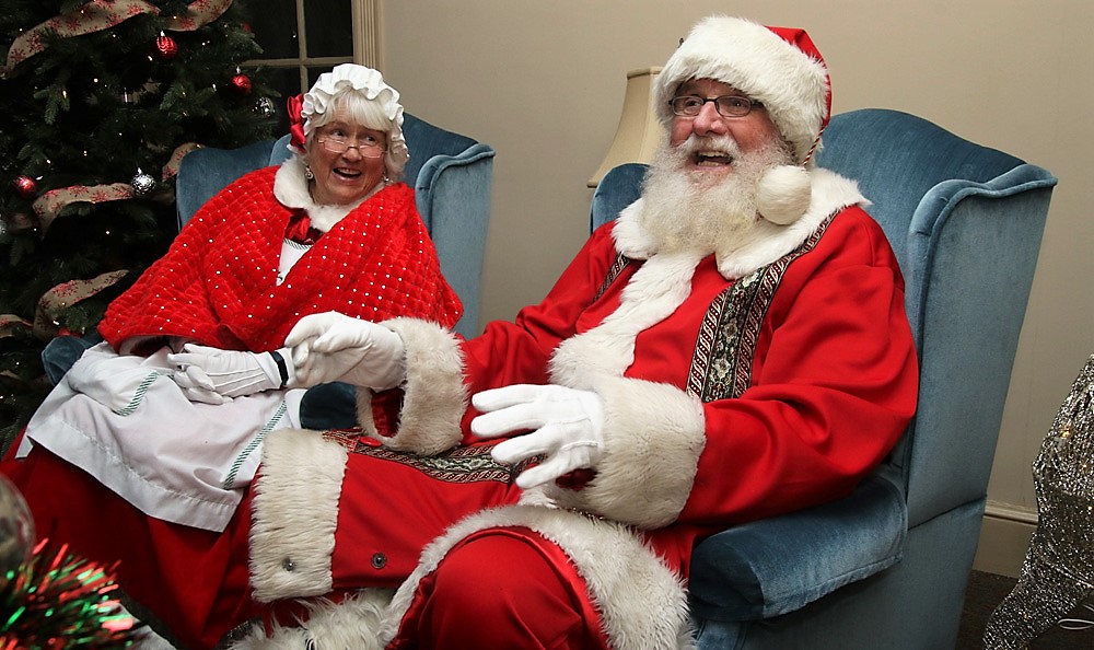 Snow pushes Morris celebration indoors