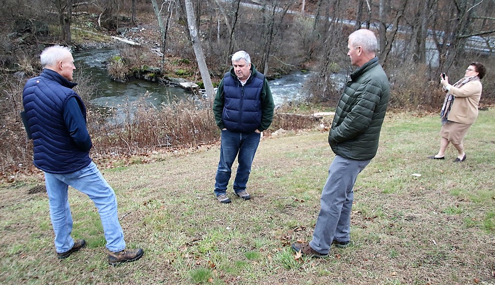 Town officials visit new dam on Bantam River