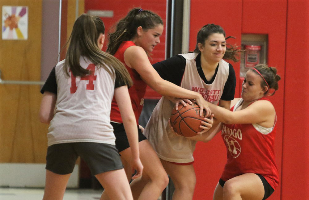 Wamogo girls ready after final scrimmage