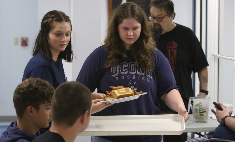 Breakfast a benefit for Gilbert Library