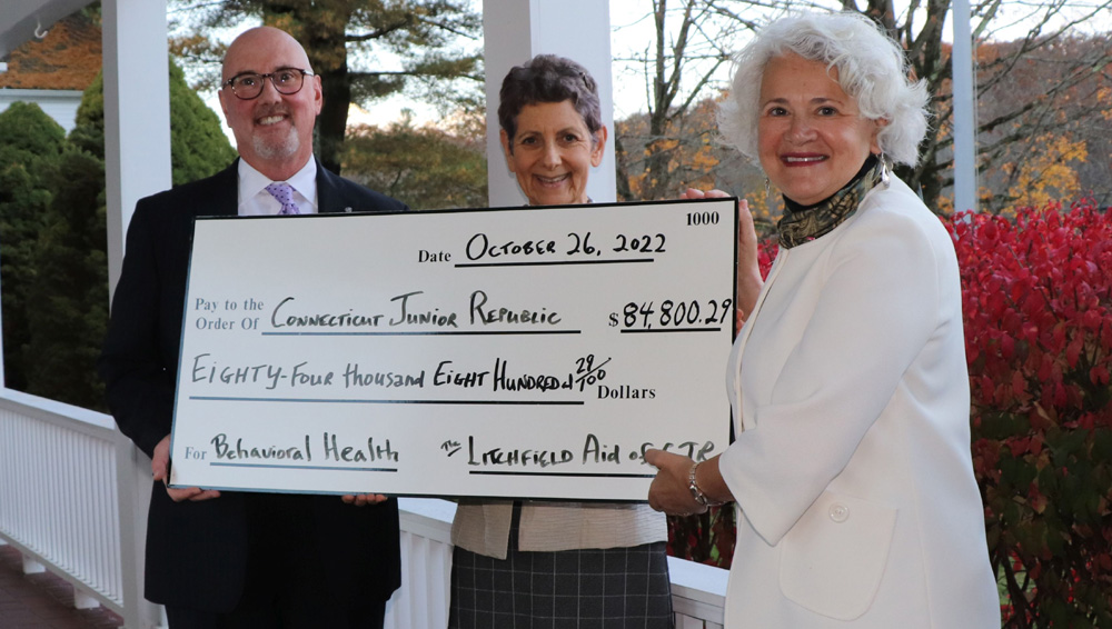 Litchfield Aid of CJR makes big donation