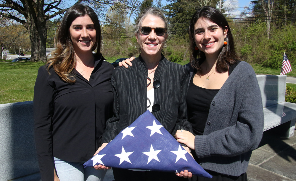 Post 44 honors a World War II veteran