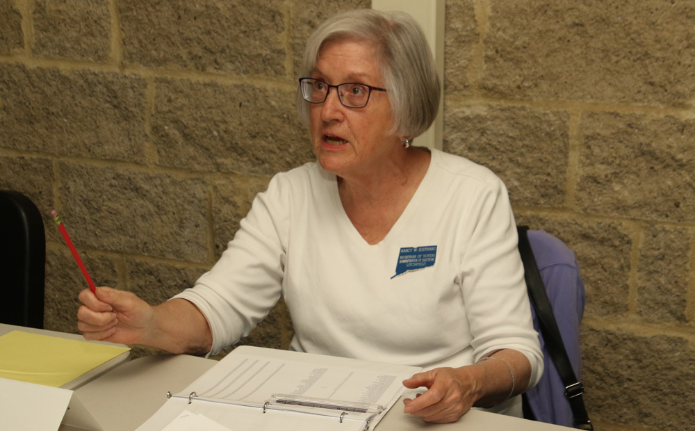 Proposed town budget gets voter nod