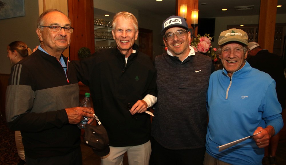 Charity golf tourney benefits service clubs