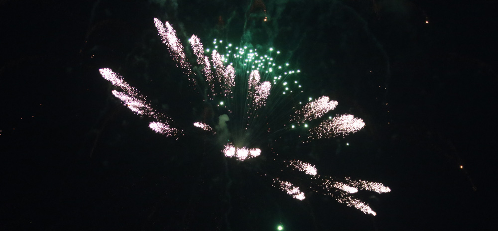 With a bang, Litchfield marks independence