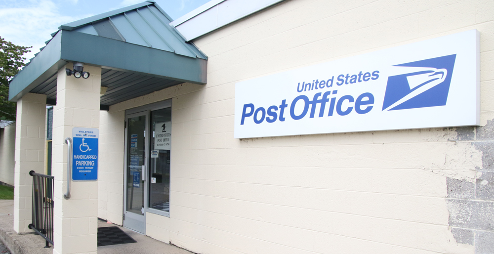 Bantam post office lease extended