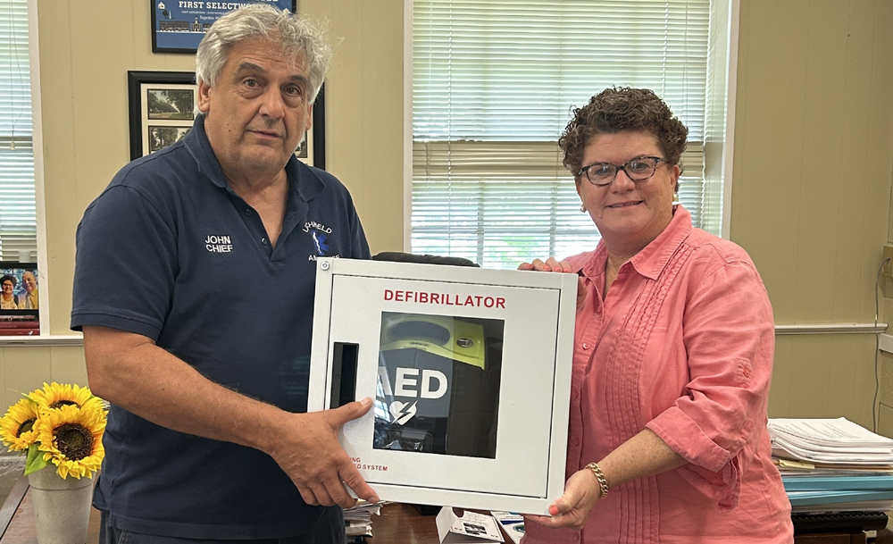 Litchfield well-equipped with AED devices